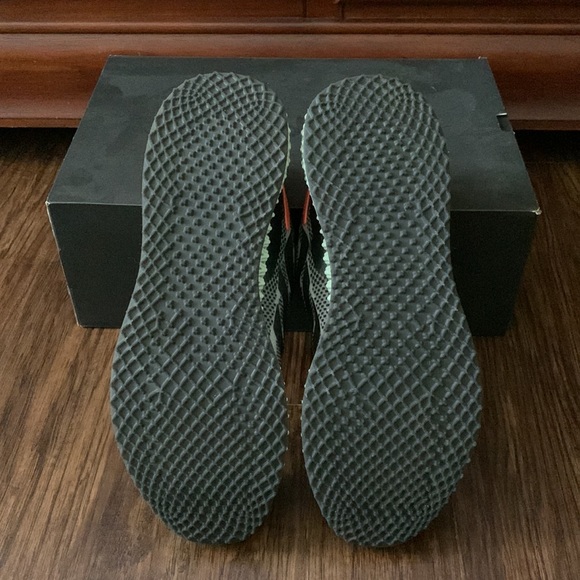 Mens Adidas 4D Run 1.0 Signal Coral size 10 with box - Picture 5 of 7